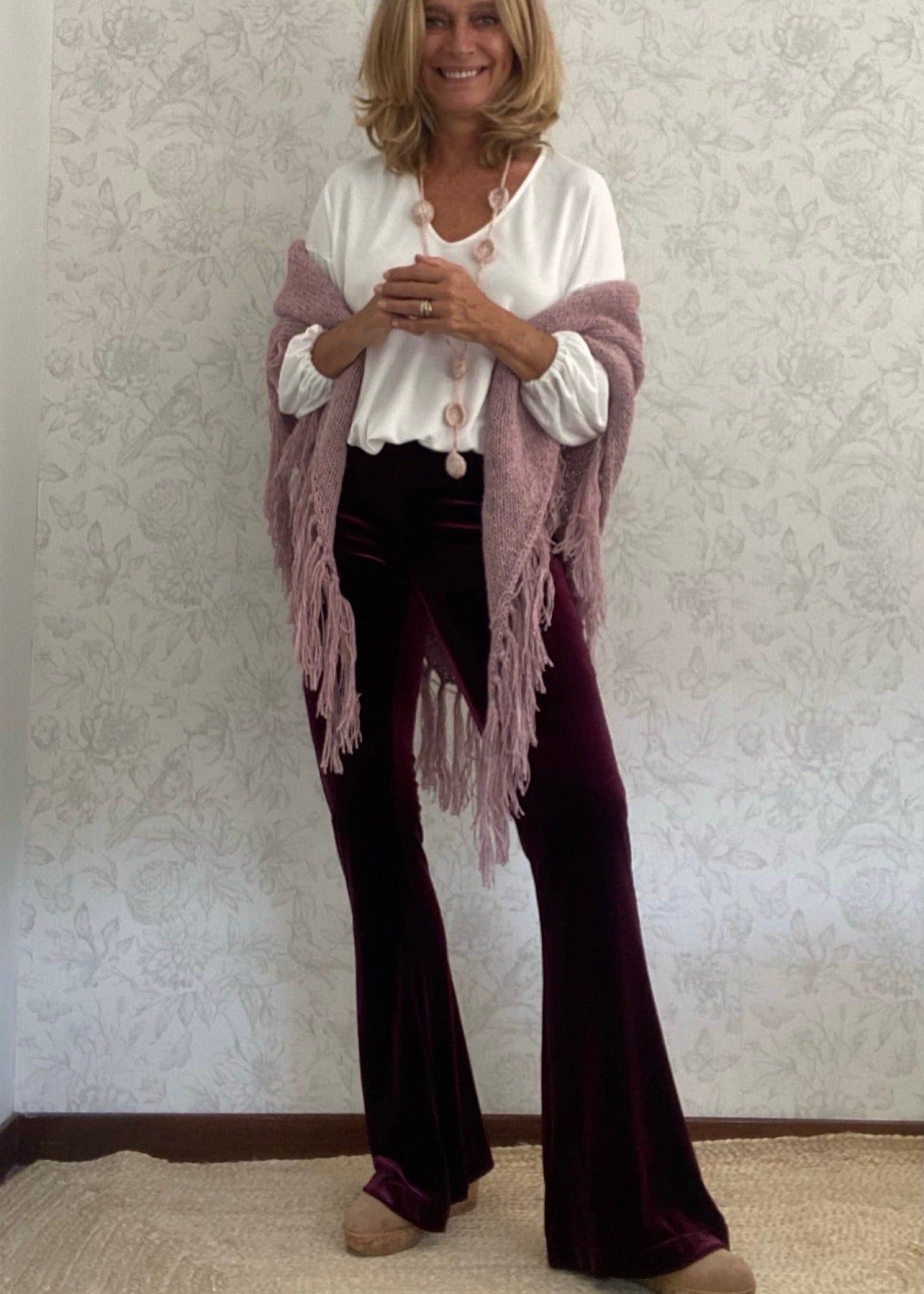 PANTALÓN VELVET CAMPANA OI23