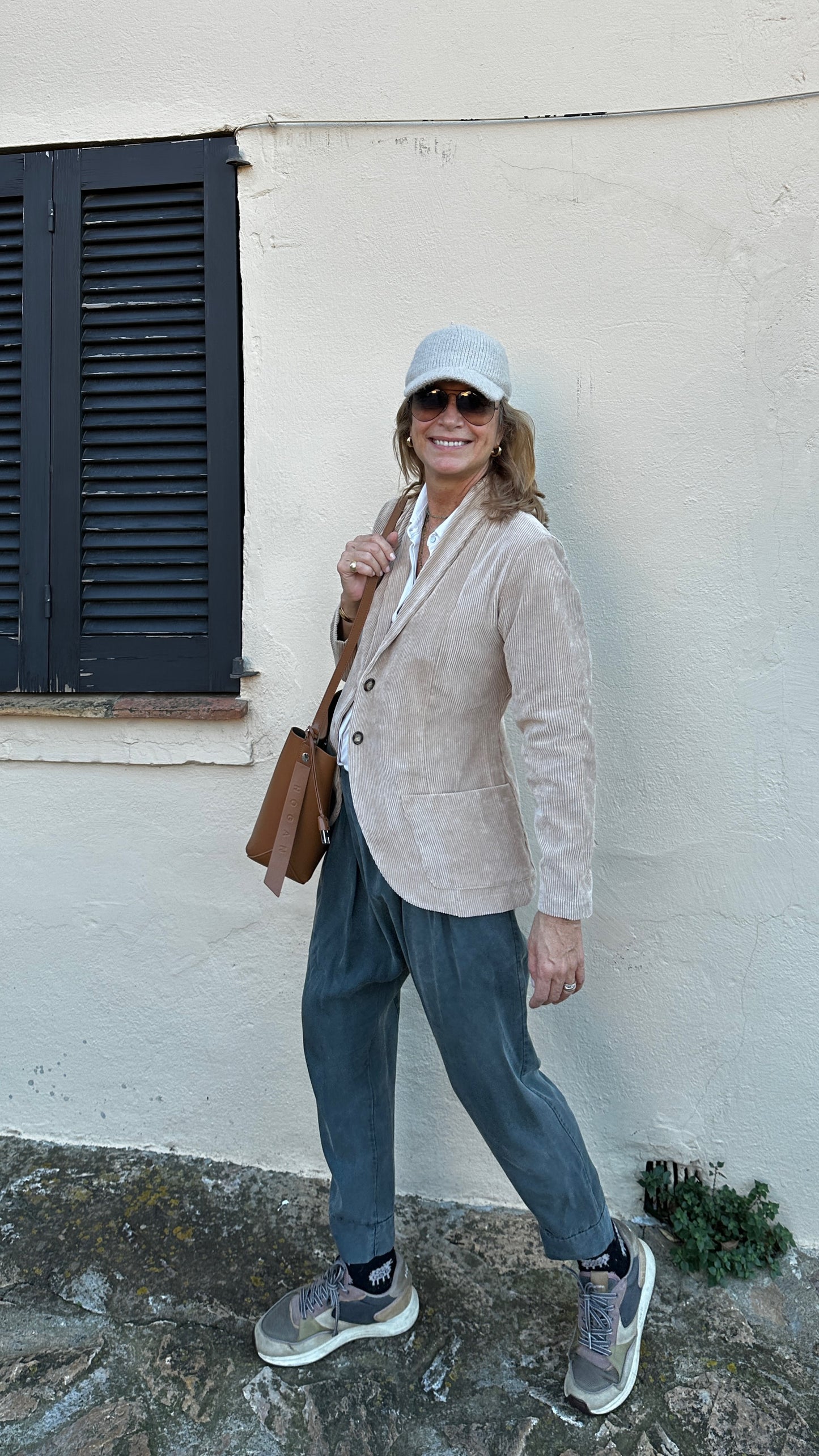 AMERICANA PANA CAMEL