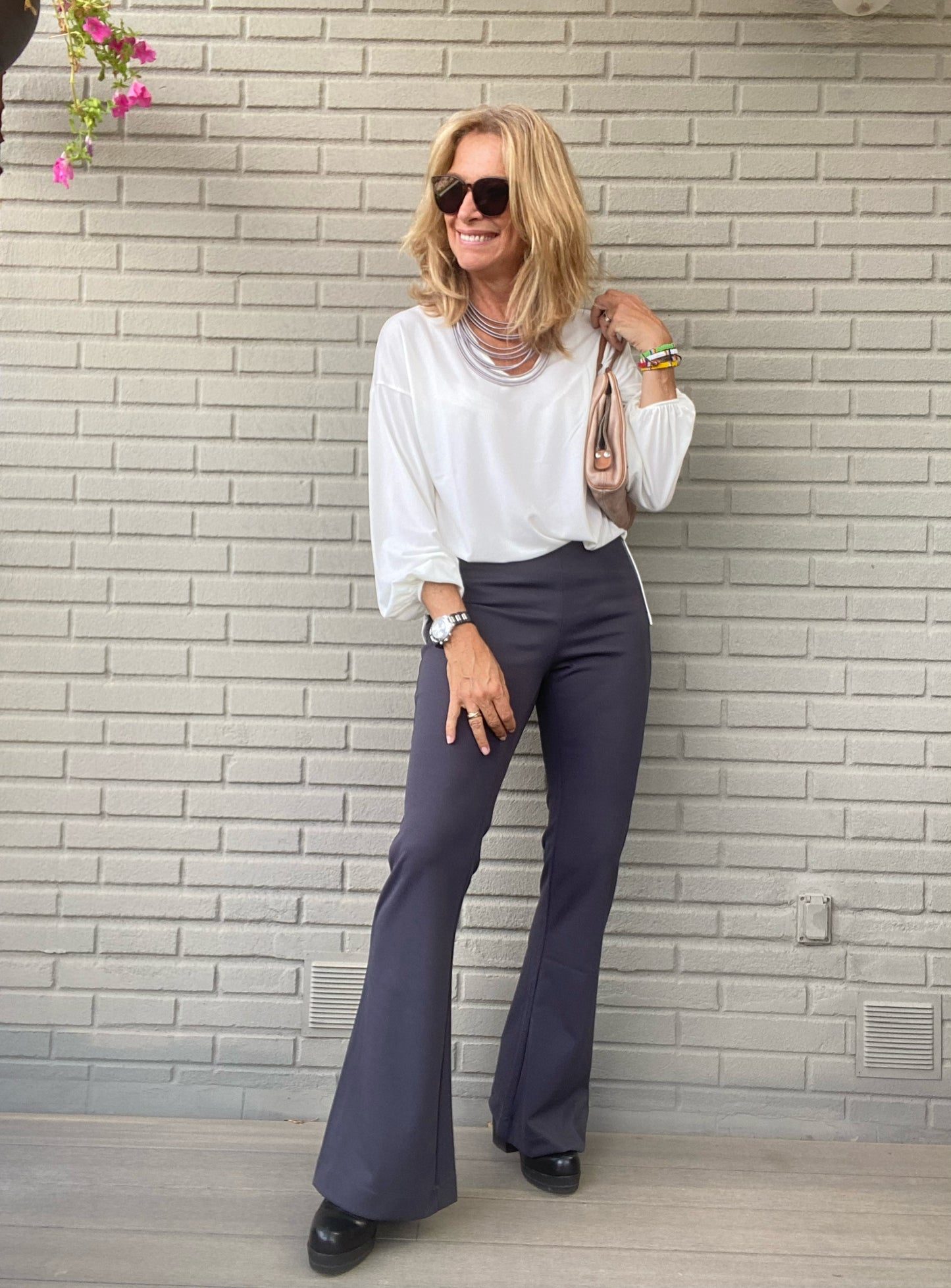 PANTALÓN CAMPANA CREPE NEO OI24