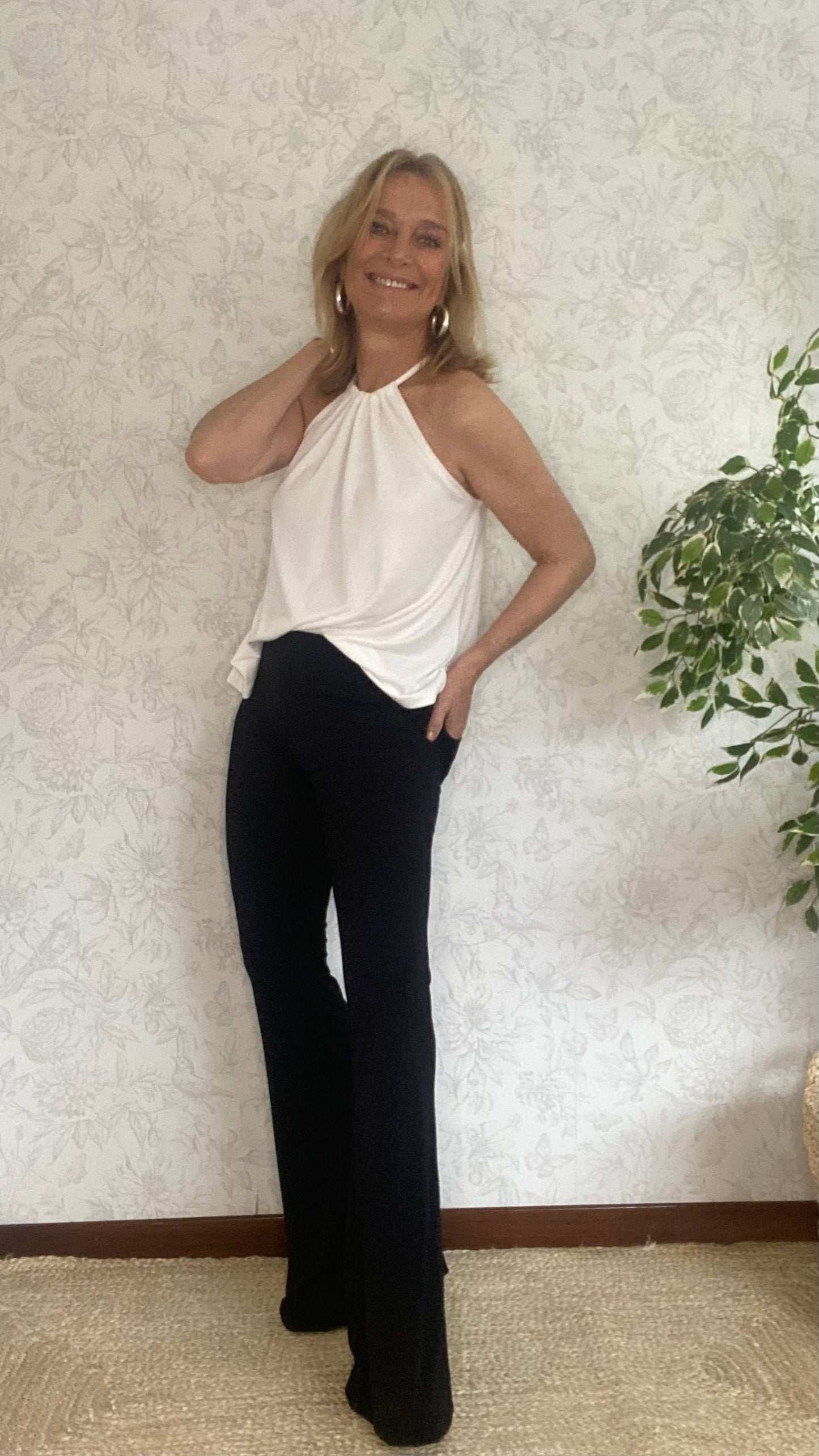 Pantalón CAMPANA CREPE negro V25