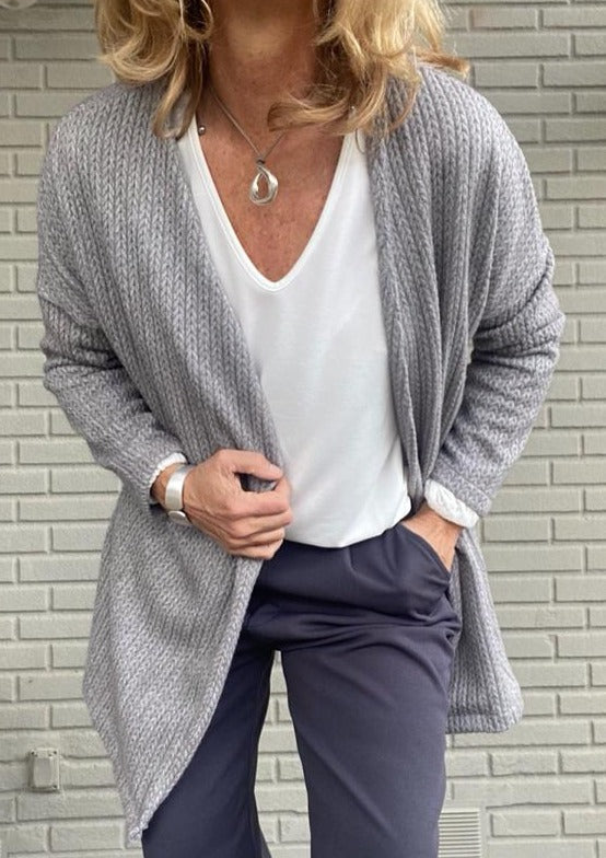 CHAQUETA LARGA TRENZA