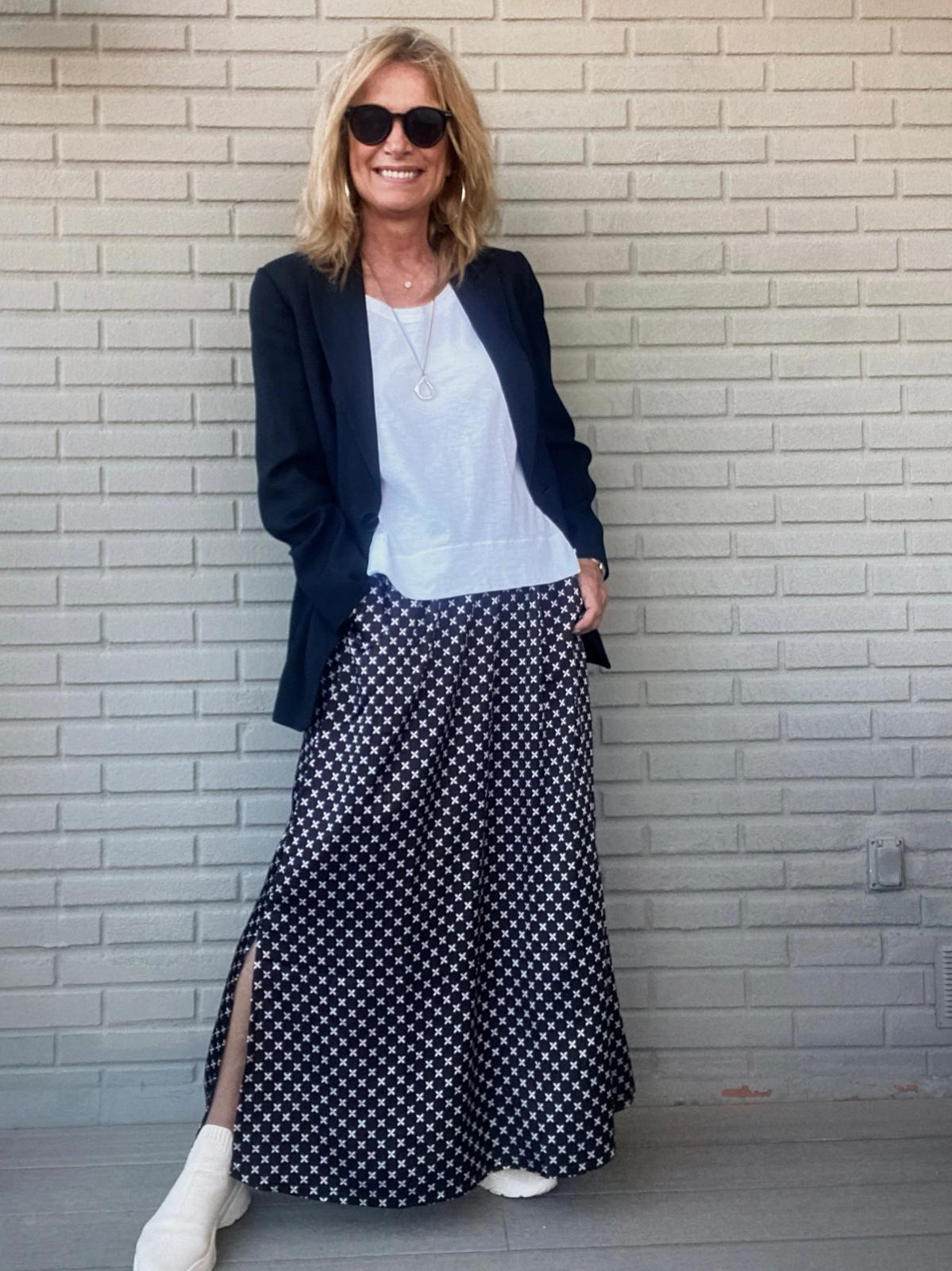 FALDA LARGA CRUZ V25