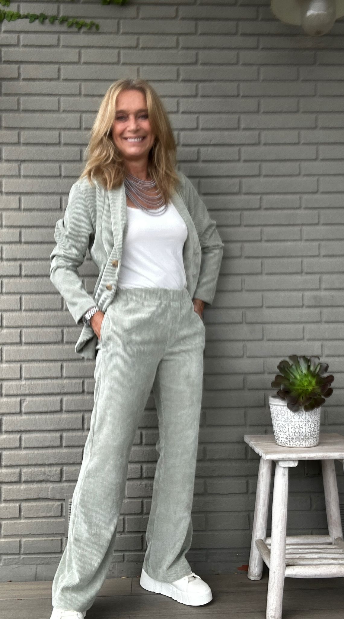 PANTALÓN PANA GOMA  SEAGRASS