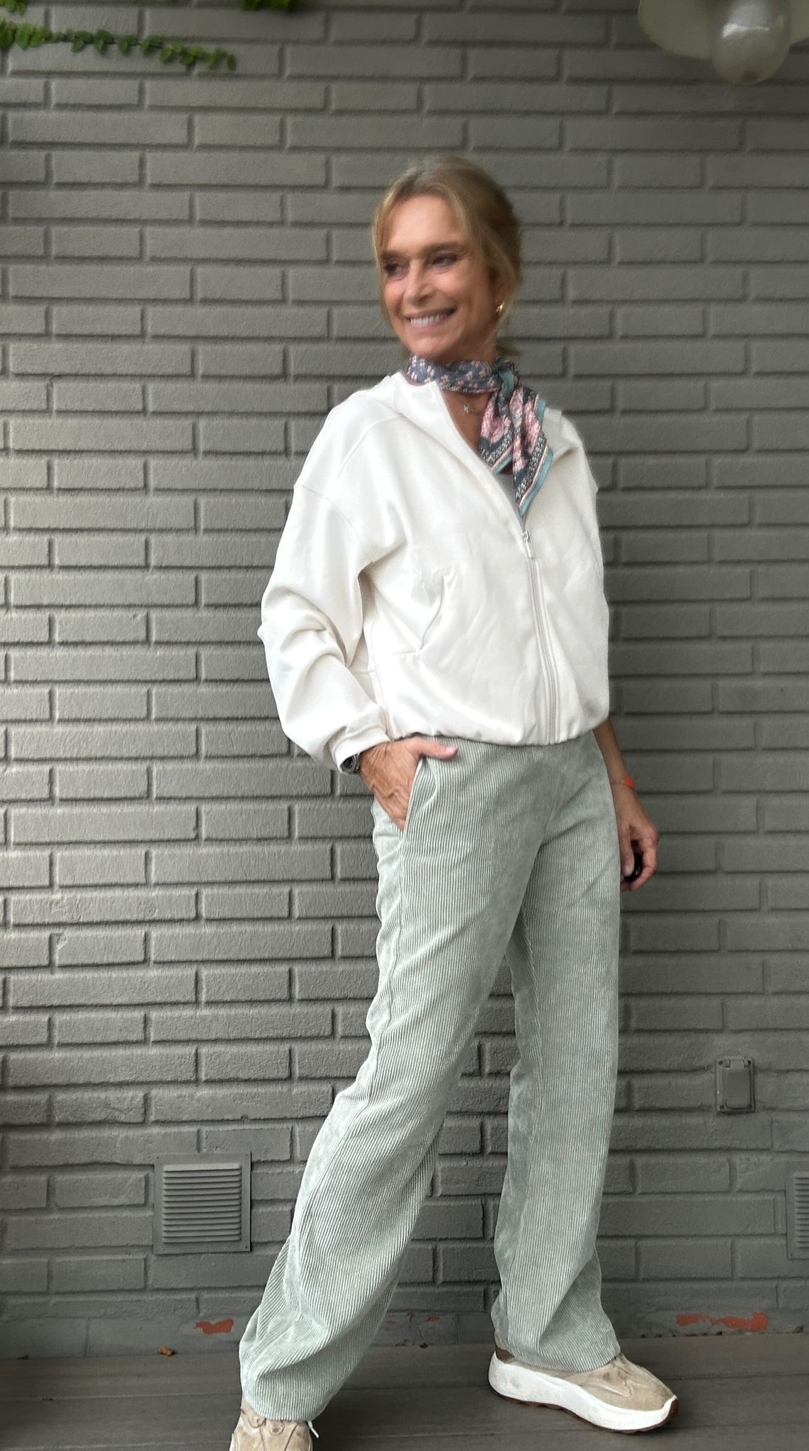 PANTALÓN PANA GOMA  SEAGRASS